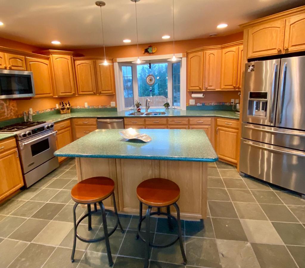 Goldilocks Bed & Breakfast Kodiak Exterior foto
